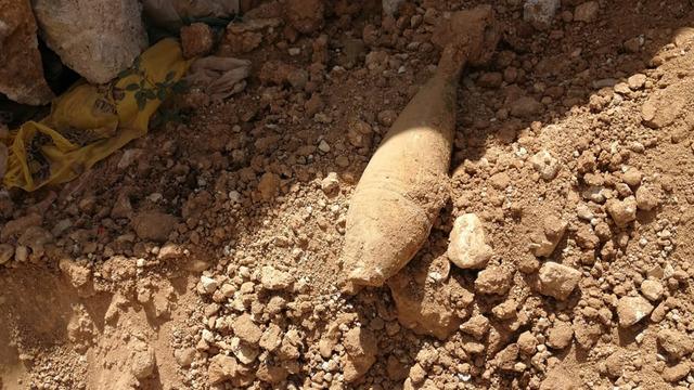 Şanlıurfa'da altyapı çalışmasında bulunan havan mermisi imha edildi