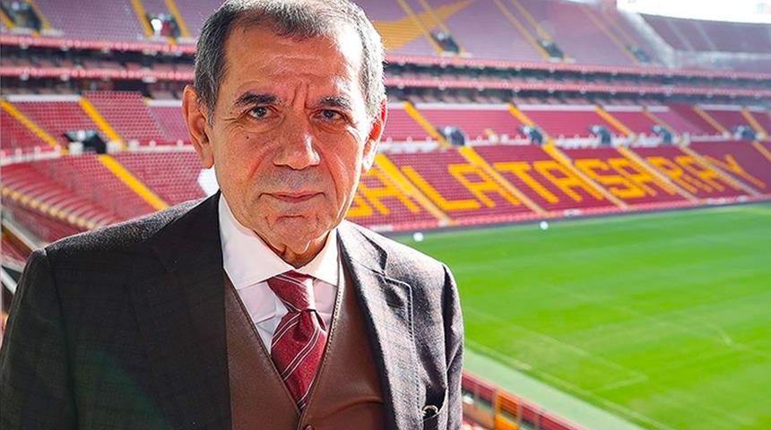 Galatasaray yönetimi bunu da yaptı! Fenerbahçe derbisinde tribünde öyle isimler var ki...