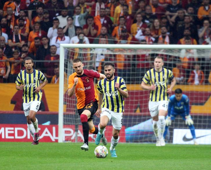 Spor yazarlarlarından Galatasaray-Fenerbahçe derbisi sonrası olay sözler!  G3