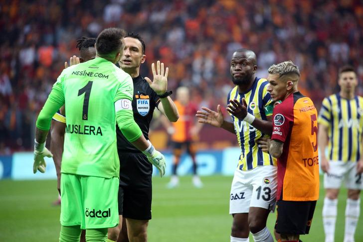 Spor yazarlarlarından Galatasaray-Fenerbahçe derbisi sonrası olay sözler!  G5