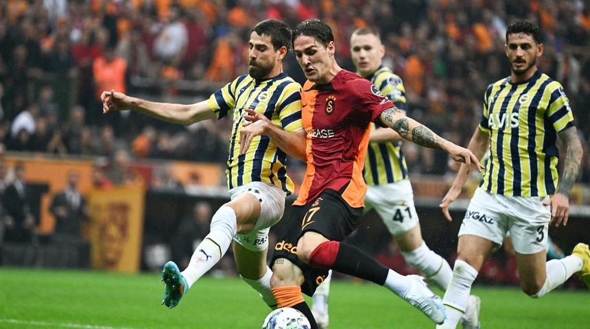 Galatasaray - Fenerbahçe derbisinde peş peşe hatalar golü getirdi! Nicolo Zaniolo...
