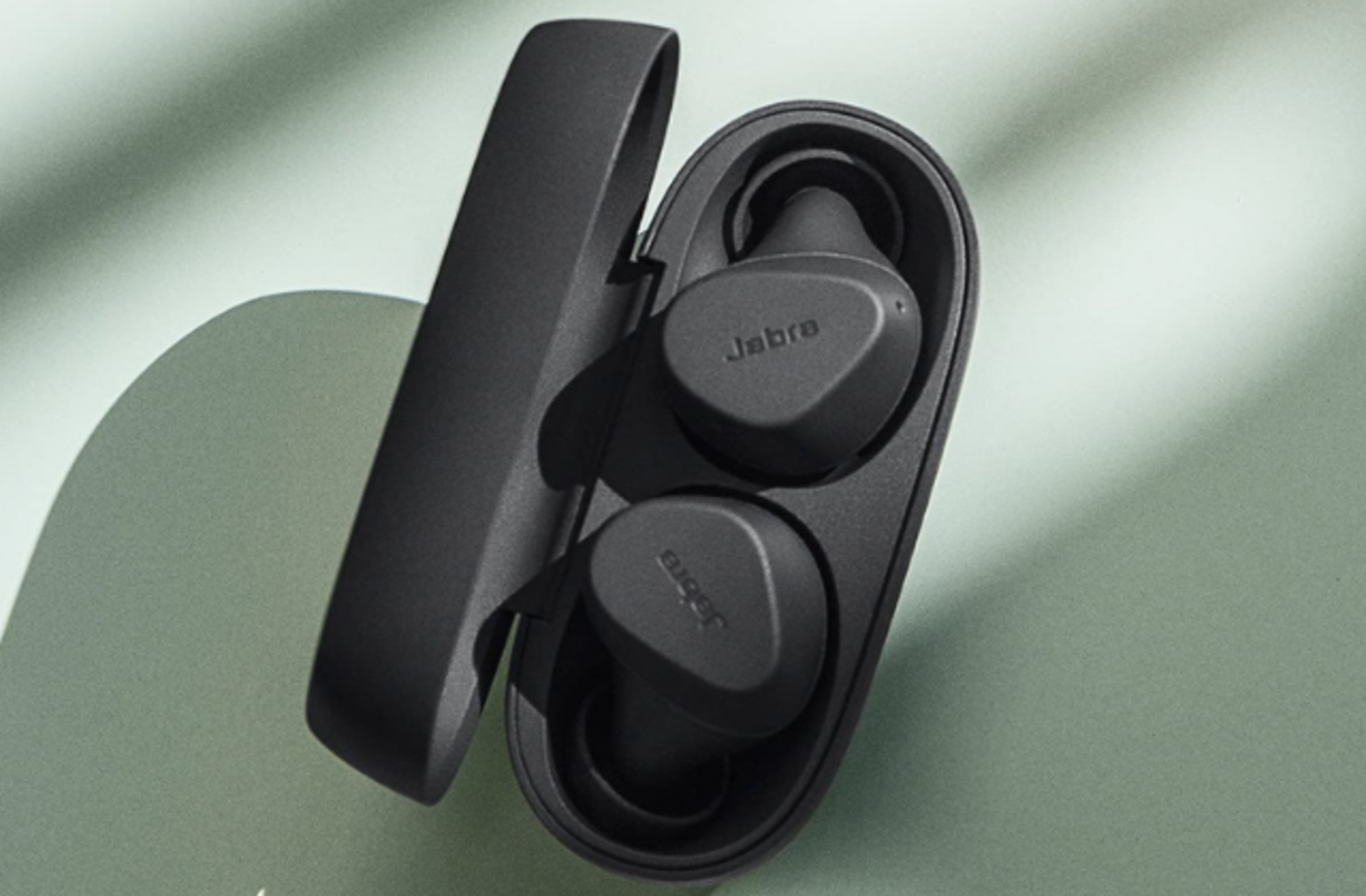 Fiyatı 799 TL'ye düştü! Jabra'nın Elite 2 model gürültü önleyici bluetooth kulaklığı indirimde