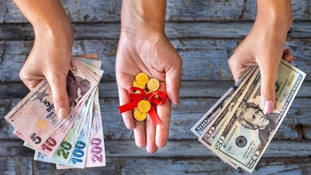 Altın fiyatları dengeye oturdu, Dolar 21 liranın üzerinde!