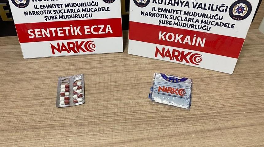 Kütahya’da şüphe üzerine durdurulan araçta uyuşturucu bulundu