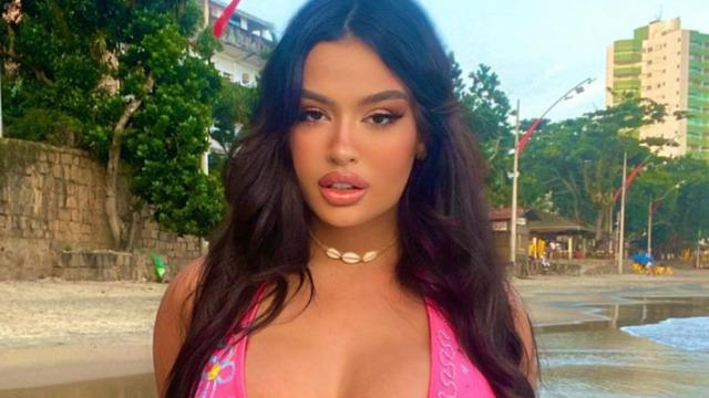 Julia Medeiros, Kylie Jenner'a benzediği için erkeklerin korktuğunu açıkladı! Reddedilmekten korkuyorlar