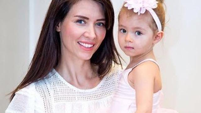 Nefise Karatay'ın kızı Maya'ya beğeni yağdı! Annesini güzelliğiyle geride bırakır