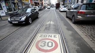 Hız sınırını aştı, 2 milyon 750 bin TL para cezası yedi!