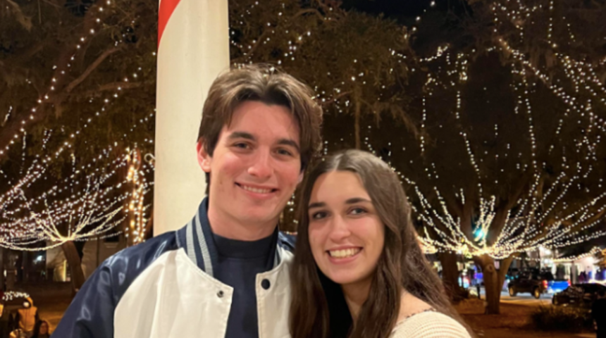 Liseli eski sevgili dehşet saçtı! Ayrılmak istemedi... Genç kızı defalarca bıçaklayıp sonrasında kendi boğazını kesti