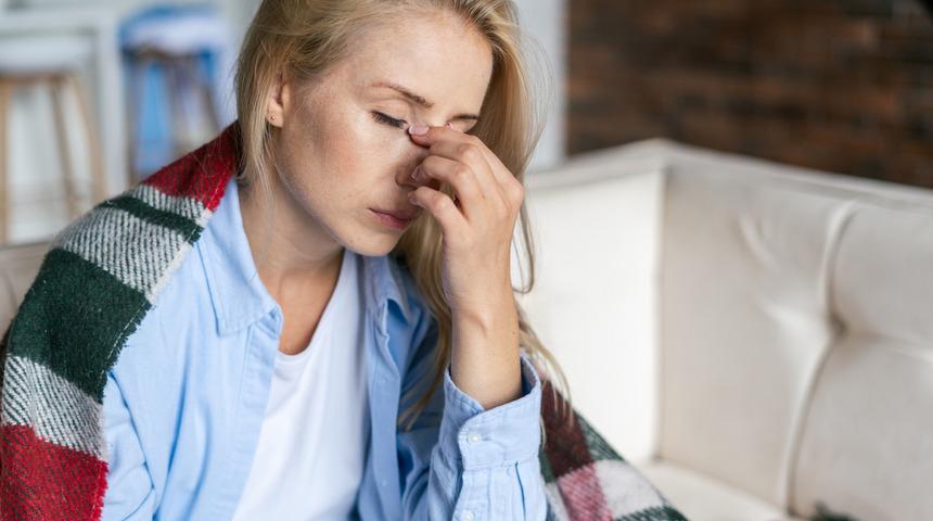Migren nasıl geçer, tedavisi nasıl yapılır? Migrene ne iyi gelir, nedenleri ve belirtileri nelerdir?