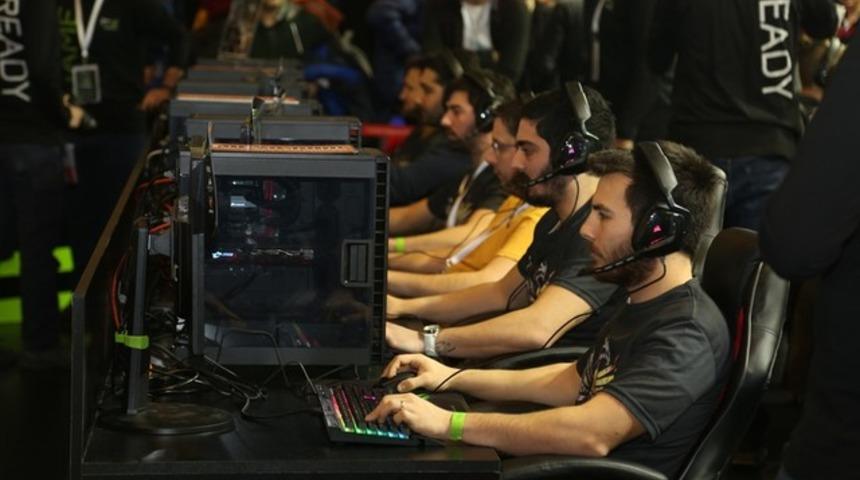 T&uuml;rkiye oyunda vites b&uuml;y&uuml;t&uuml;yor