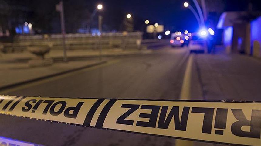 Kavga edenleri ayırmak isterken canından oluyordu!