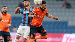 Başakşehir Trabzonspor'u 3-1 mağlup etti! Son şampiyon mağlubiyetle bitirdi