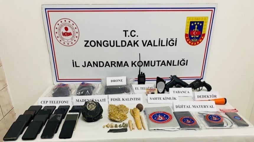 Zonguldak'ta tarihi eser kaçakçılığı ve dolandırıcılık suçlamasıyla 1 kişi tutuklandı