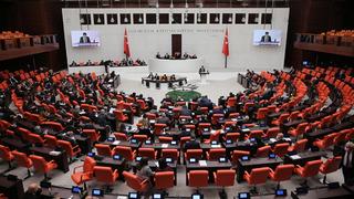 TBMM’de büyük gün geldi! Yeni başkan bugün seçiliyor! İşte tüm adaylar….