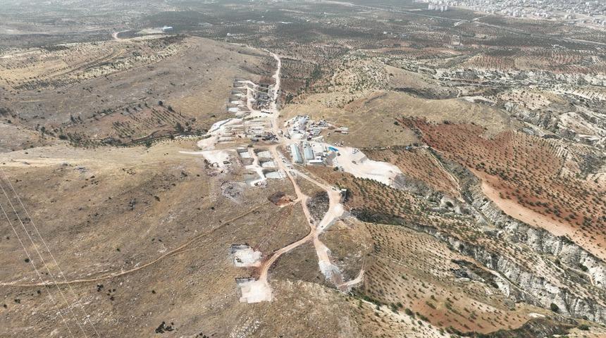 Gaziantep'in Nizip ilçesinde deprem konutları yükseliyor