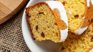 Çay saatlerinin favorisi üzümlü kek tarifi! Üzümlü kek nasıl yapılır?