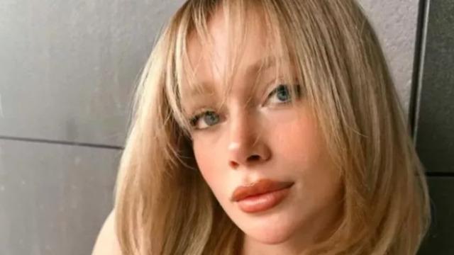 Fileden crop giyen Tiktok fenomeni Yaren Alaca dekolteli pozlarını peş peşe paylaştı!