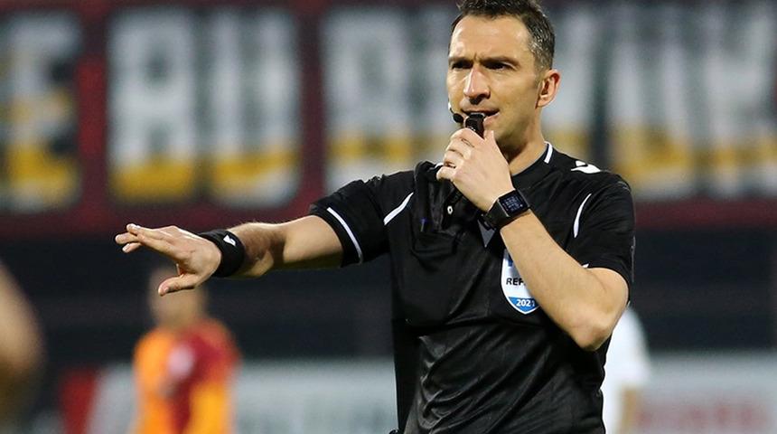 Süper Lig'de yılın hakemini seçtiler! Eleştirilere rağmen 3'te 2 oy aldı...