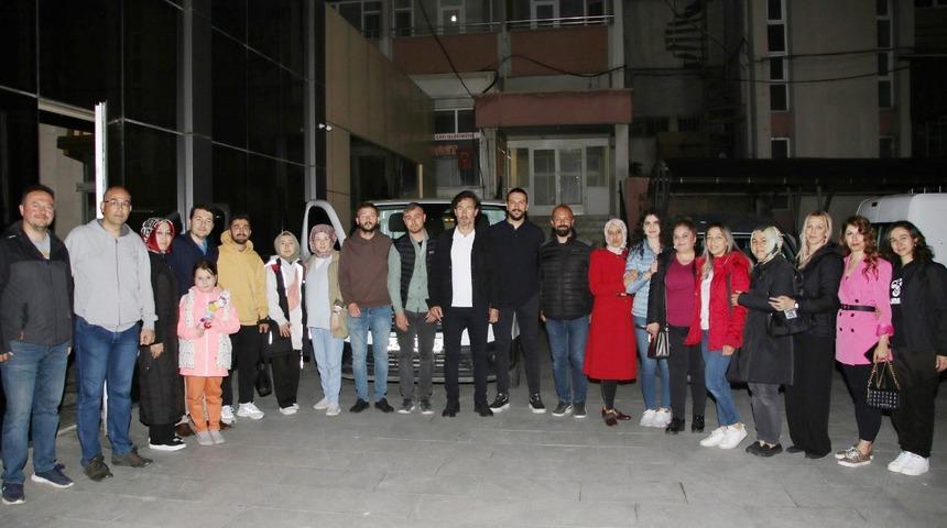 Tavşanlı’dan deprem bölgesine çocuklar için oyuncakları ulaştırdılar
