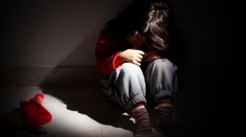 K&uuml;&ccedil;&uuml;k &ccedil;ocuktan annesinin yatağına şoke eden not