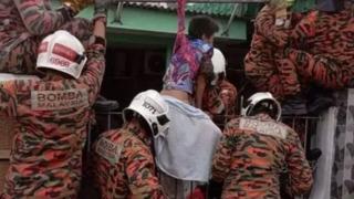 Kalçasına 15 cm’lik demir saplanan 12 yaşındaki çocuk acı içinde kıvrandı! O anlar saniye saniye kaydedildi