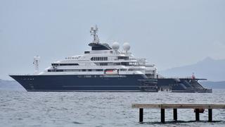 Dünyanın en büyükleri arasında... Mega yat Bodrum'a demir attı! Haftalık kirası dudak uçuklatıyor