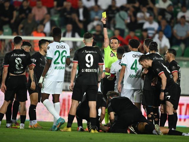 MAÇ SONUCU: Süper Lig'e yükselen son takım Pendikspor oldu! Üç gol, bir kırmızı ve zafer...