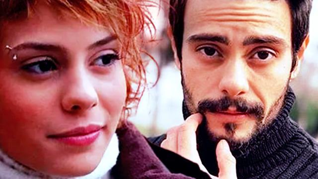 Cinsiyet değiştiren Rüzgar Erkoçlar'ın yeni mesleğini duyanlar çok şaşırdı! Bakın şimdi ne yapıyor