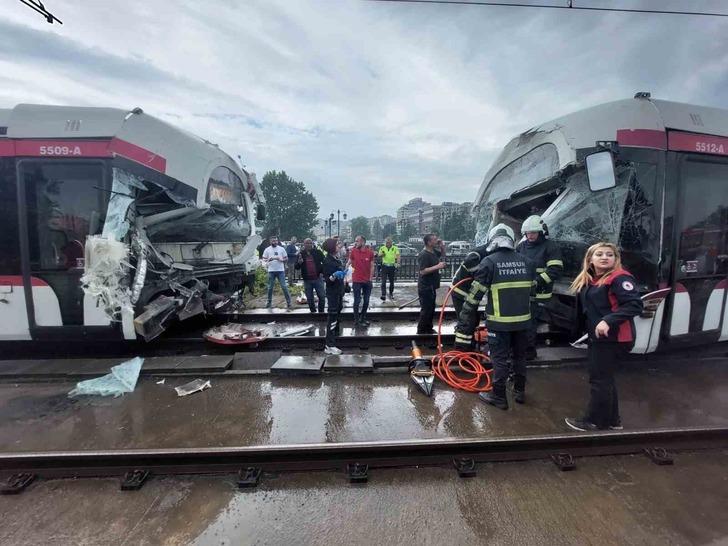 SON DAKİKA | Samsun'da feci kaza! İki tramvay kafa kafaya çarpıştı: 1'i ağır 10 yaralı