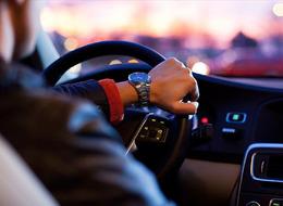 'Bisiklete kadar gidiyor' Sıfır araç bulamayan 2. ele yöneliyordu! Onu da bulamayan... Çarpıcı durumu açıkladı 'İkinci el yoksa eğer...'