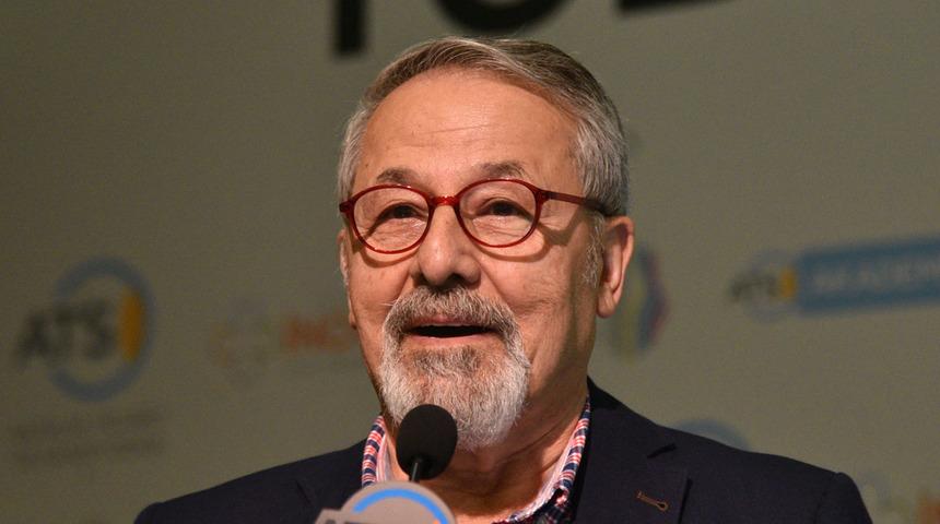 'Bağıra bağıra geldi' Naci Görür 'Ciddi deprem üretebilir' deyip açıkladı 'Üzerinde 7.2'ye kadar deprem olmuş' O kentin doğu kısmını işaret etti: Dikkat edilmeli