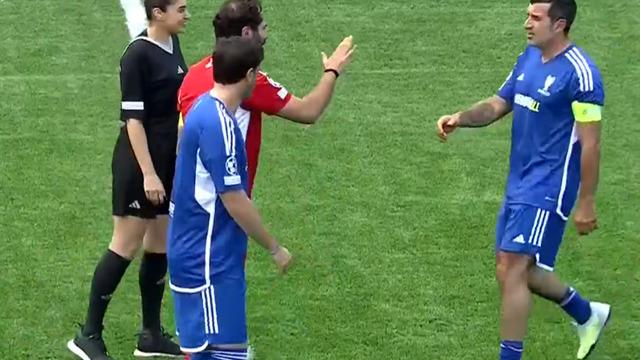 Eski dünya yıldızları sahada! Figo'nun takımı Hamit Altıntop'un takımına karşı... Volkan Demirel gündem oldu...