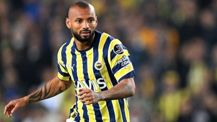 Fenerbahçe'de aynı anda 11 ayrılık birden! İsmail Kartal yönetime listeyi verdi G1