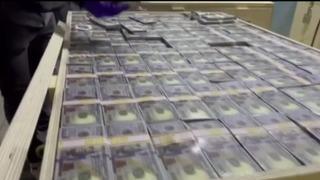 Cumhuriyet tarihini en büyüğüydü! 1 milyar dolar İstanbul'da böyle sergilendi