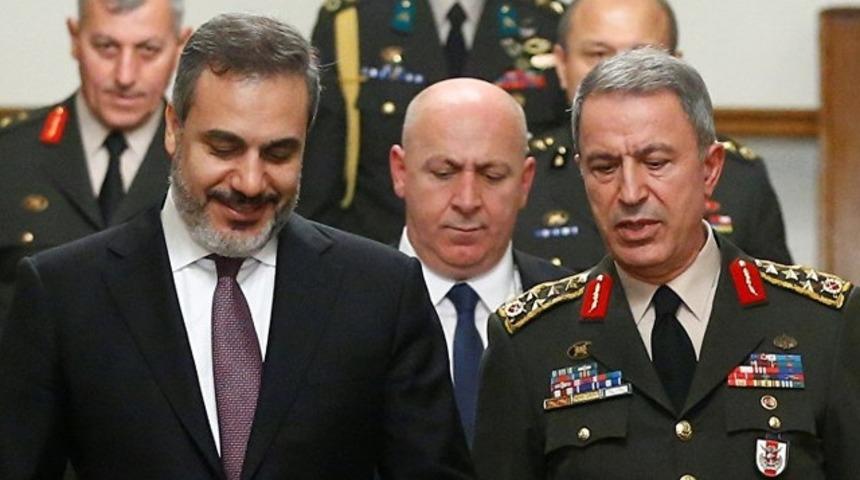 Hakan Fidan ve Hulusi Akar'a kritik mektup!