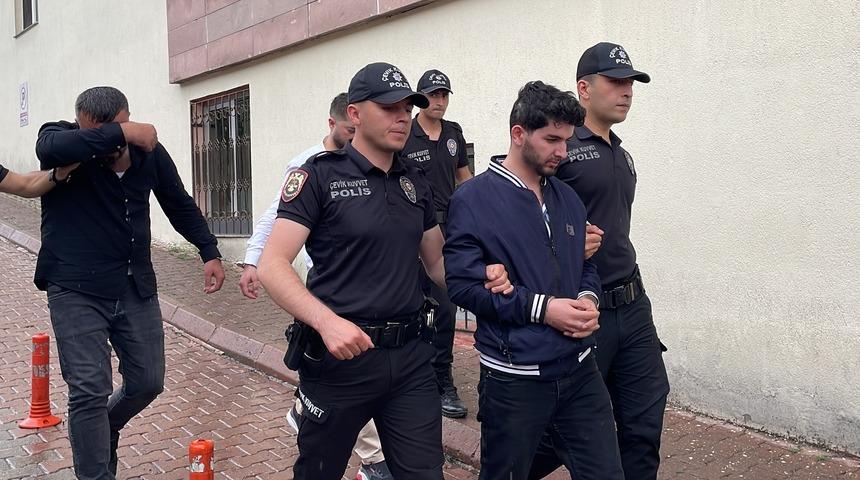 Kayseri'de 5 kilo 750 gram uyuşturucu ele geçirildi