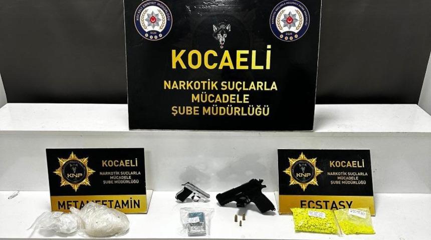 Kocaeli'de uyuşturucu operasyonlarında yakalanan zanlılardan 6'sı tutuklandı