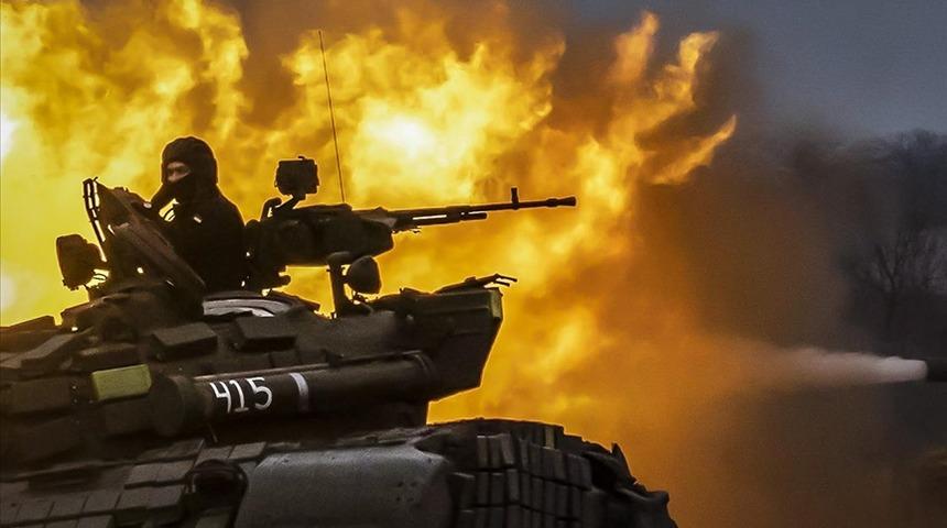 Karşı taaruz açıklaması sonrası Ukrayna'dan ilk başarı! Blagodatne'den sonra Makarivka da işgalden kurtarıldı