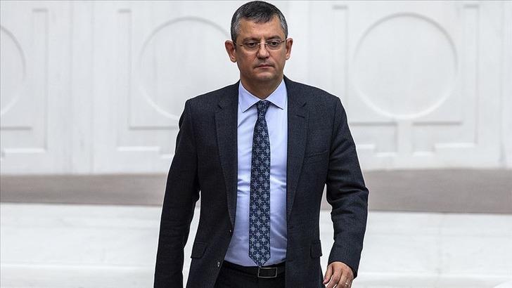 Özgür Özel'den istifa açıklaması! CHP'de sızdırılan toplantı görüntüsü sonrası görevden alınacağı konuşuluyordu, rest çekti