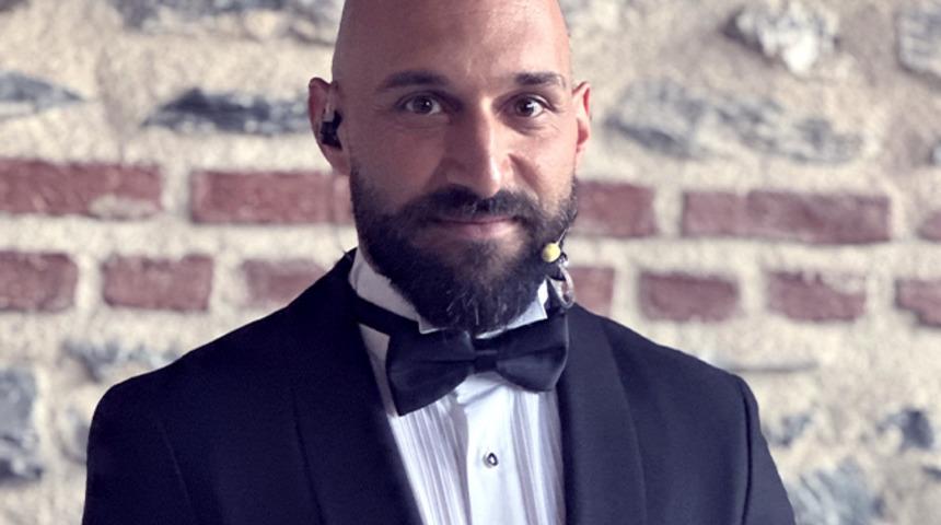 Şampiyonlar Ligi gala gecesi programını sunan Engin Kehale kimdir?