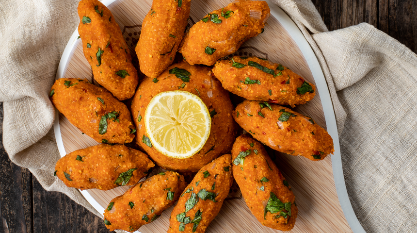 Enfes mercimekli köfte tarifi! Tam kıvamlı mercimek köftesi nasıl yapılır?