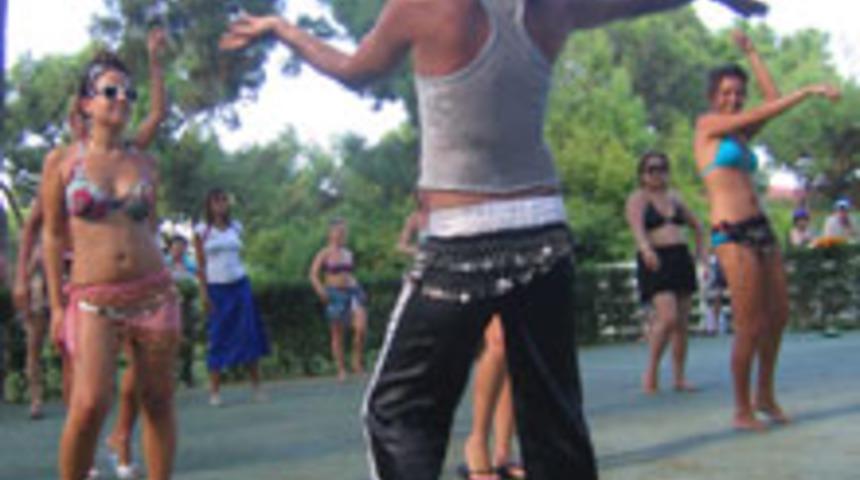 90'ların Efsane İsmi Zenne Alex Sahnede