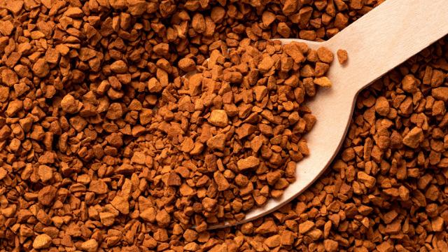 Pratik bir kafein deposu isteyenler için en iyi granül kahve çeşitleri