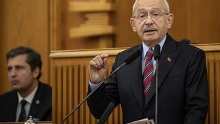 Meclis'te konuşmasına başlayan Kılıçdaroğlu'na bağırarak sordu: CHP grup toplantısında dikkat çeken anlar! Neden kaybettin?