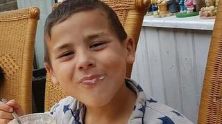 Canavar anne nişanlısıyla birlikte 9 yaşındaki çocuğunu işkence ederek öldürdü...