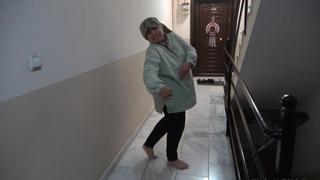 Markette yaptığı dans şovu gündem olmuştu... İşte yeni performansı! 'O şarkıyı duyunca kendimi tutamıyorum'