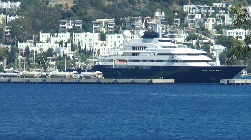 9 milyon liralık yakıt aldı! Haftalık kirası onlarca ev parası... Sahibi sır gibi saklanıyor, kiralayan da...