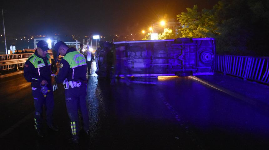 Ordu'da yolcu minibüsünün devrildiği kazada 3 kişi yaralandı