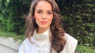 Hafsanur Sancaktutan poz verirken şekilden şekile girdi! Sütyensiz tarzıyla geceye damga vurdu