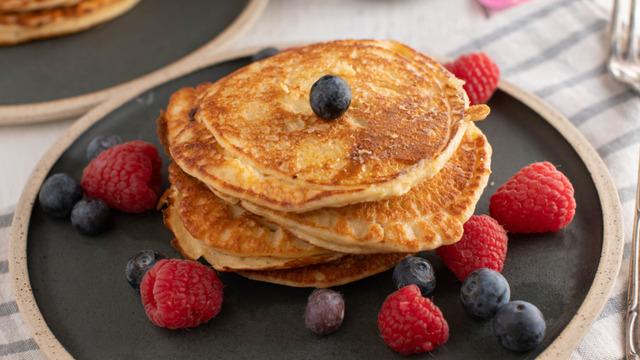 Kahvaltının favorisi sütsüz pankek tarifi! Pratik sütsüz pankek nasıl yapılır?